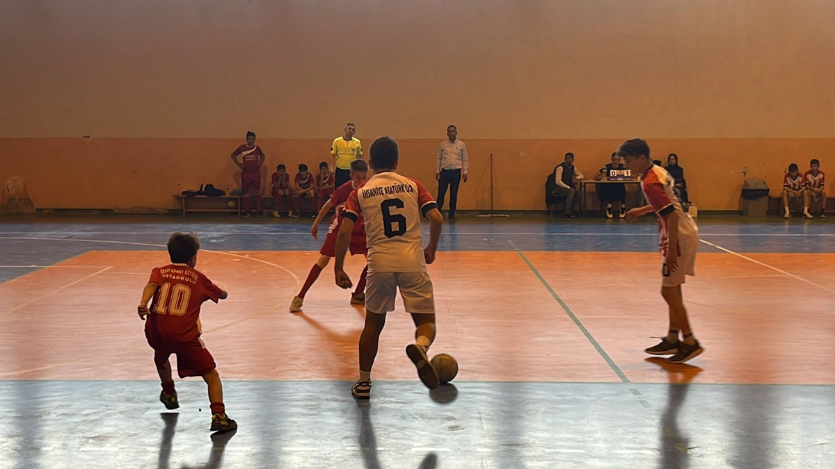 Küme Yıldız Erkekler Futsal Müsabakaları Tamamlandı